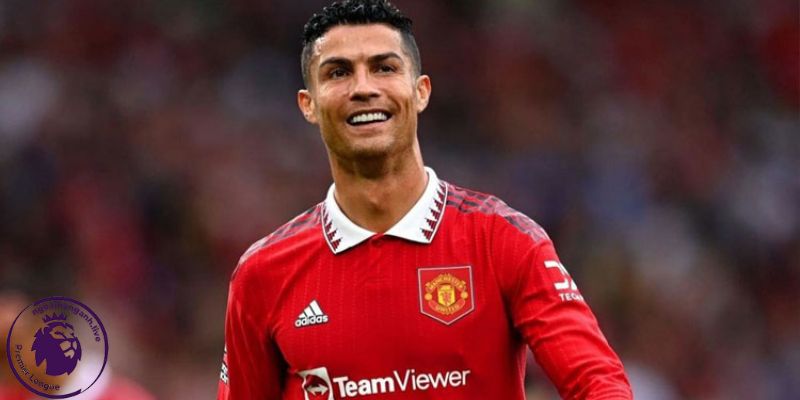 Tiền đạo xuất sắc nhất MU mọi thời đại là Ronaldo hay CR7 (tiền đạo xuất sắc nhất MU)